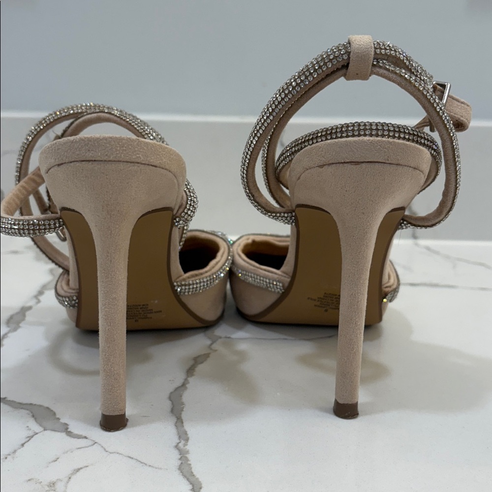 Heels with Rhinestone Bow - Picture 8 of 9